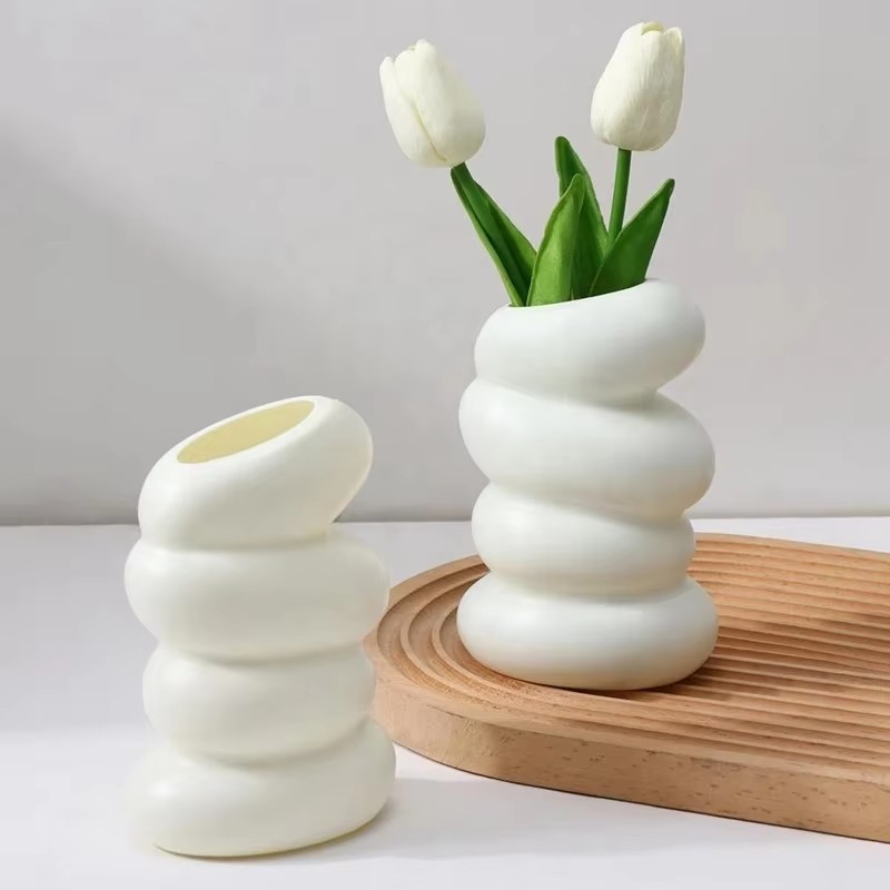 1PC プラスチックスパイラル白花瓶北欧クリエイティブフラワ - Kitchen Appliances In White のレビューと価格